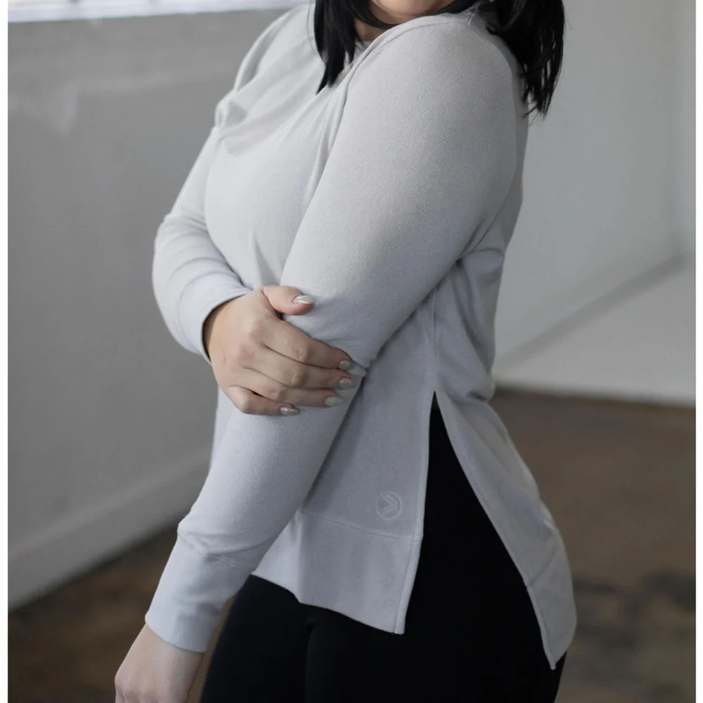 SAVVI Remy Sweater L/XL - Picture 2 of 5